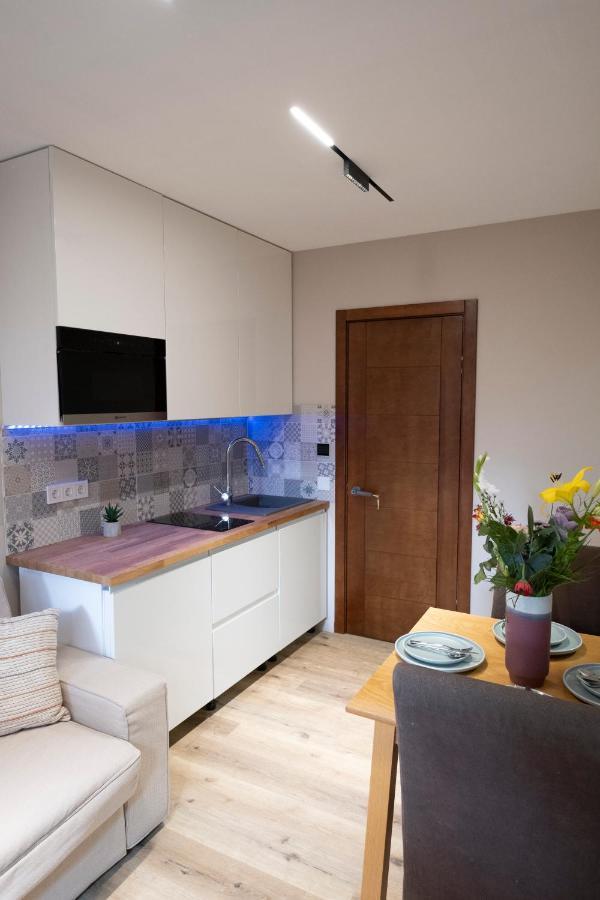 Cozy Apartment Near Amsterdam ฮิลเวอร์ชุม ภายนอก รูปภาพ