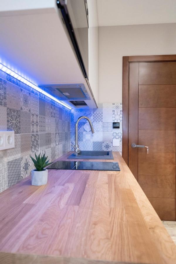 Cozy Apartment Near Amsterdam ฮิลเวอร์ชุม ภายนอก รูปภาพ