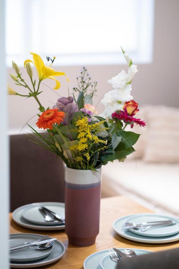 Cozy Apartment Near Amsterdam ฮิลเวอร์ชุม ภายนอก รูปภาพ